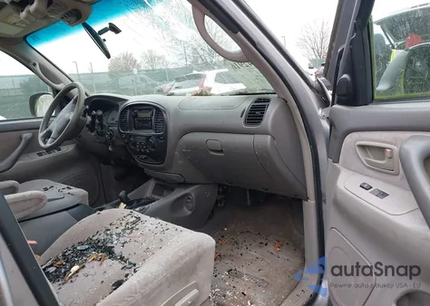 2001 Toyota Sequoia Sr5 V8 from USA, damaged, VIN 5TDBT44A01S002081